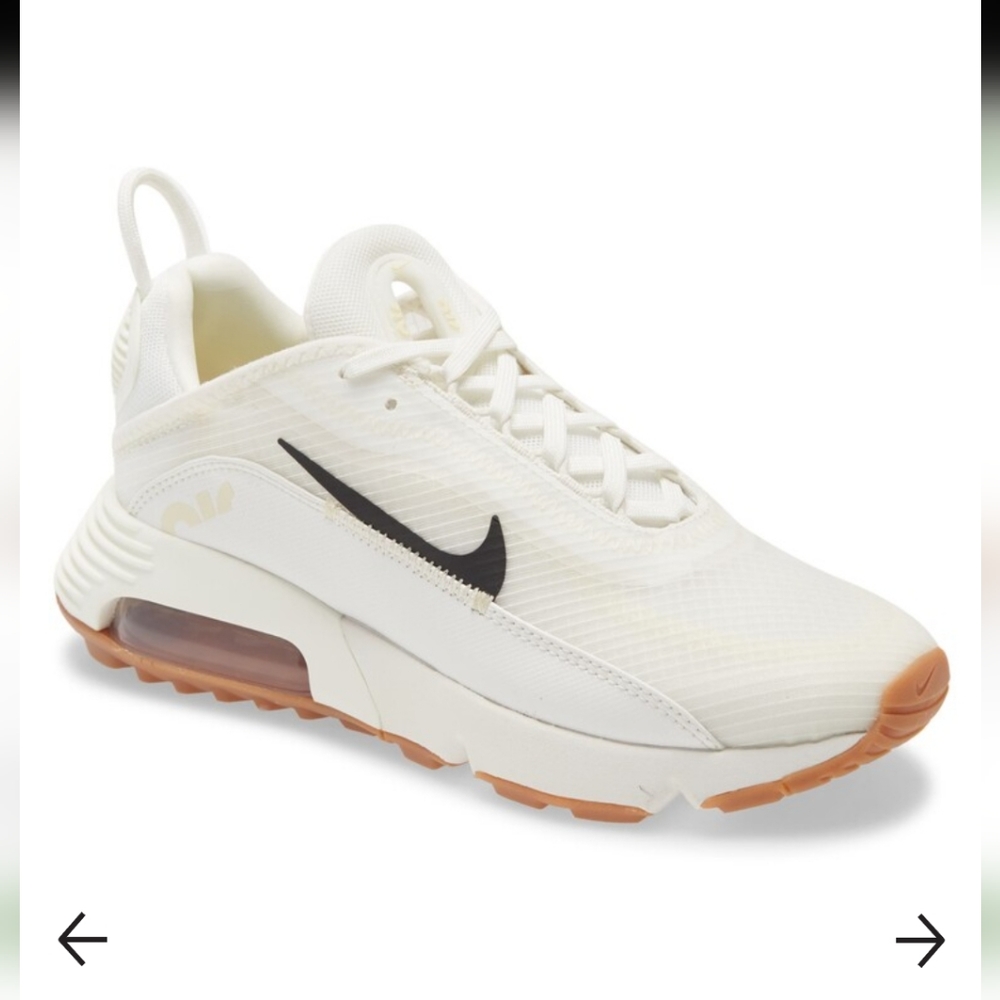 WOMEN'S NIKE 2090 TWIST SIZE 8